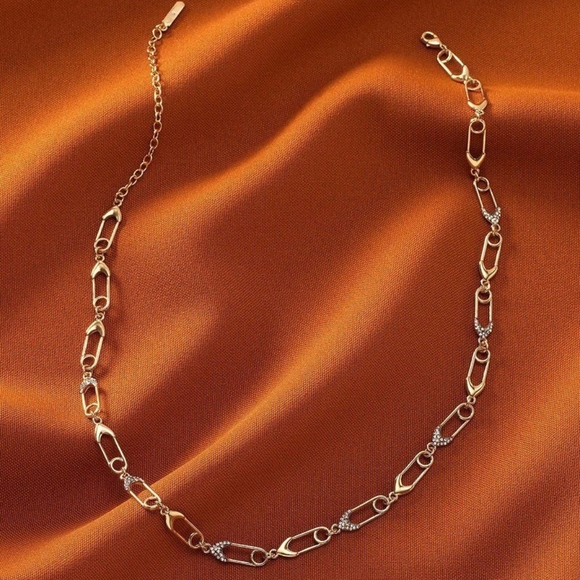Stella and Dot Safety Pin Link Necklace - Picture 1 of 7